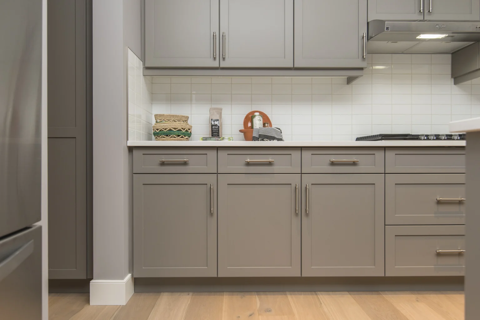 cost to paint kitchen cabinets